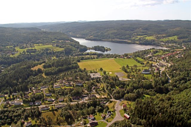 Tømmeret som binder CO2 vil før eller siden bli avvirket. Hvis tømmeret får en høy kvalitet som kan brukes i bygninger, møbler etc, så vil det bidra til en fortsatt lagring av CO2 i mange år.