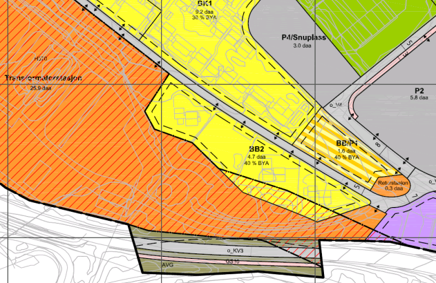 Side 5 Det er i dag utleieboliger ca. 65 og 95 meter nord for planlagt omformerstasjon, plasseringen er vist på figuren over.