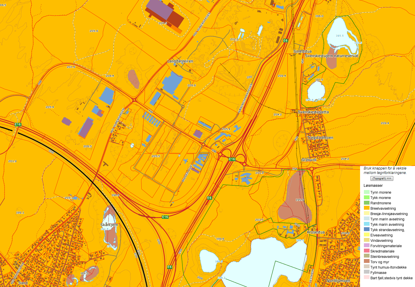 blir undersøkt mest grundig. Nye bygg og anlegg kan mest sannsynlig såle-fundamenteres. Planområdet vurderes derfor som ikke sårbart for utglidning og setninger.