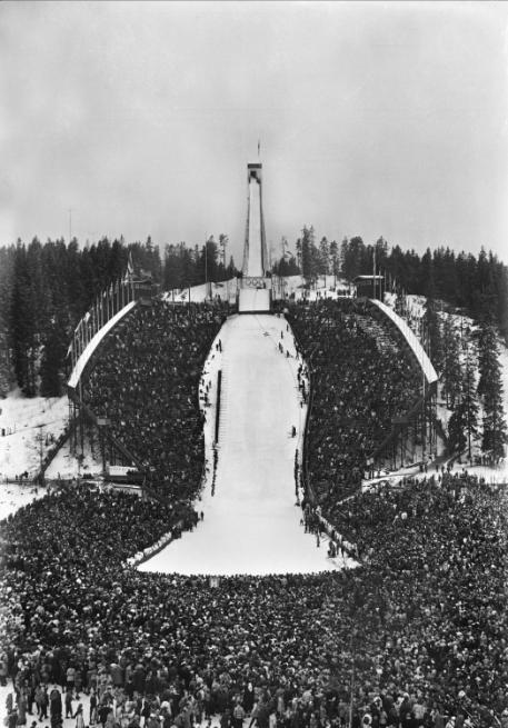 HOLMENKOLLEN SKIHISTORIENS