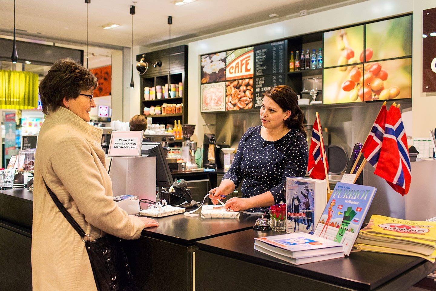 Om Bokhandlerforeningen Bokhandlerforeningen ivaretar bokhandlernes interesser, og arbeider for å styrke litteraturen og bokas plass i samfunnet.