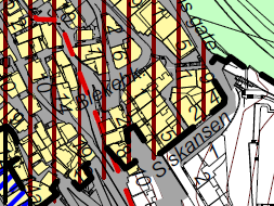 Kommuneplanens arealdel viser eiendommen som senterområde (S1) beliggende i utkanten av området angitt som hensynssone «Bevaring kulturmiljø historisk senter», jf.