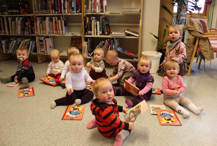 Bok til de minste folkebibliotek, i samarbeid med Nord-Trøndelag fylkesbibliotek, ønsker å dele ut «Den første boka mi» til barn født i 2014 og 2015.