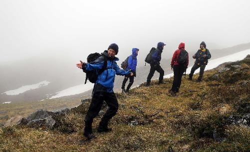 5 o Opera Fossen: Foss-konserten i Valsøybotnen er blitt en årlig suksess. Med bakgrunn i kultur- og industrihistorien i Valsøyfjord, lanseres opera fossen i 2010.