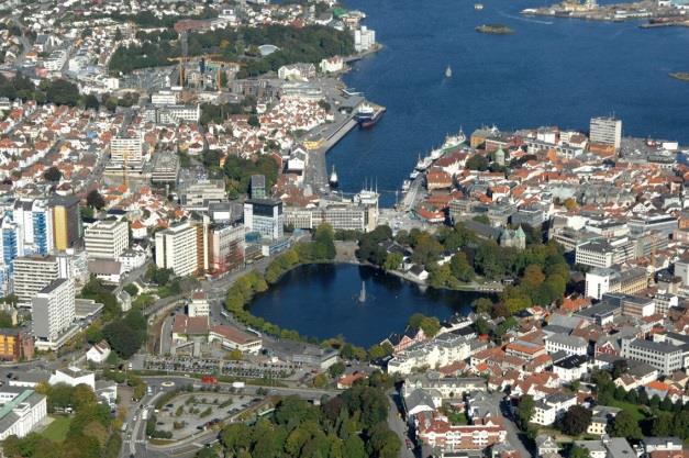 Fremdeles plasser på Bergenskonferansen: BYLIV OG NÆRING I SENTRUM NASJONAL KONFERANSEE Konferansen «Byliv og næring i sentrum» i Bergen 25.-26.