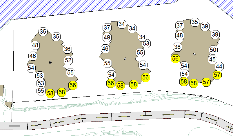 Bygg B Bygg C Bygg A Figur 4-3: Støyutbredelse, L DEN, på felles uteplass (1,5 m over garasje). L den 55 db vises som gul sone, mens L den 65 db vises som rød sone.