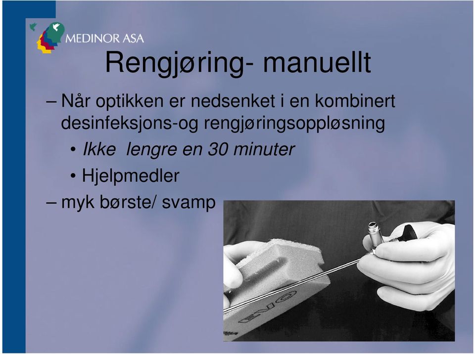 desinfeksjons-og rengjøringsoppløsning