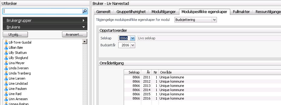 Modulspesifikke egenskaper Modulspesifikke egenskaper må håndteres pr. bruker. Velg «Brukere» i utforskeren i venstre del av bildet, og søk fram aktuell bruker.