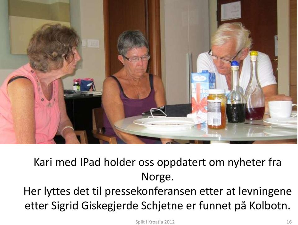 Her lyttes det til pressekonferansen etter at