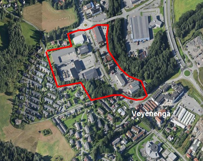 Rud Hauger: Gjeldende regulering åpner for forretning for salg av møbler og hvite- og brunevarer, forretning for salg av biler, båter, maskiner og lignende.