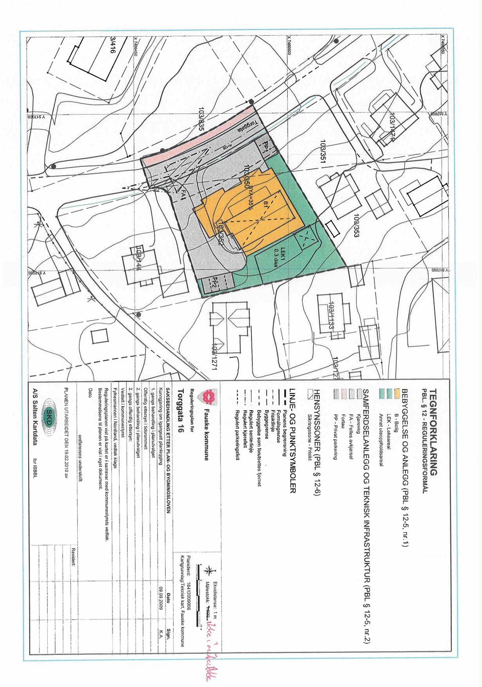 Planens begrensning Formâlsgrense Frisiktlinje Byggegrense Bebyggelse som forutsettes fjernet Regulert sentertinje Regulert kjørefelt Regulert parkeringsfelt -----------í-------ekvidi~~~~~-;.