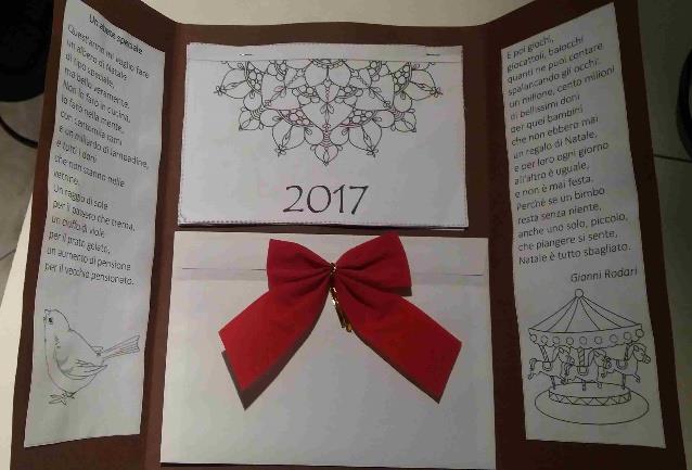 Santo Natale 206 Lapbook di Natale Quest anno proponiamo la realizzazione di un lapbook contenente una poesia di Gianni Rodari, un mini calendario costruito dagli alunni e una letterina.