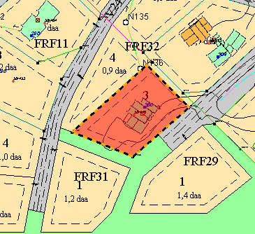 Administrasjonen har tidligere tatt opp problemstillingen som reises ang. tomt FRF 32 nr. 4. med planfremmer.