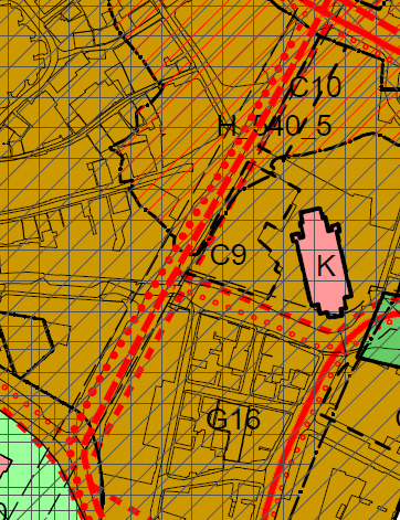 85 Planløsning kart og bestemmelser For å sikre Klubbgata som kollektivgate viser planen samferdselslinjer for kollektivtrase, hovedgangnett og hovedsykkelnett med tilhørende bestemmelser.