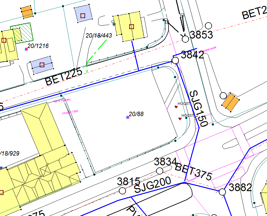 5.3 Teknisk infrastruktur Vann og avløp Det går en vannledning i fortauene langs Kaialundveien og Skolegata. Denne må hensyntas under byggeprosessen og ved opparbeid av fortauene.