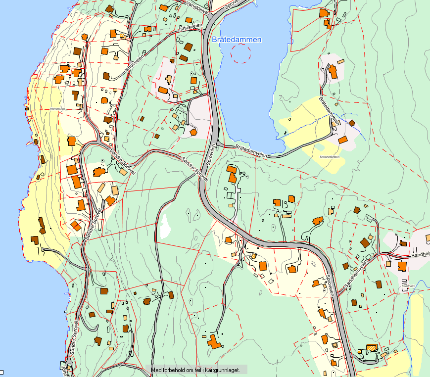 Figur 3B: Avgrensning av delområde Spro, sør (rødt). Brønner hvor det er påvist tarmbakterier er vist med rød sirkel, brønner hvor det er påvist nitrogen > 1 mg/l er vist med gul sirkel.