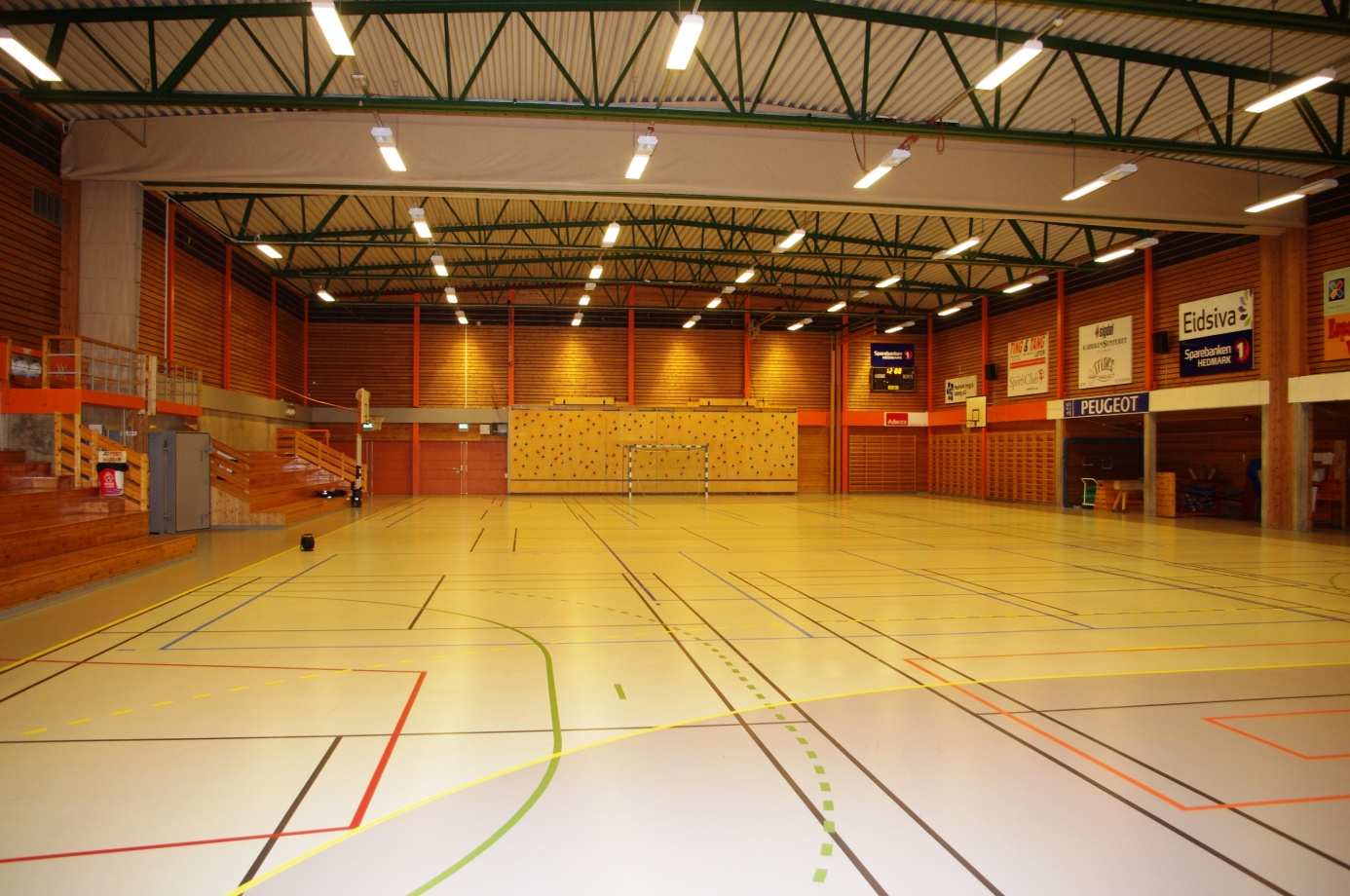 Rapport fra Akustikk-måling Løtenhallen, Håndballhallen Løten kommune i Hedmark Hedmark og Oppland musikkråd, 04.05.