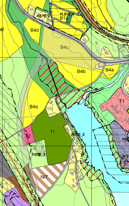 planen. Noen av disse intensjonene er en konsentrert utbygging av et tettsted med bykvaliteter, styrking av Tangen sentrum og aksen mellom sentrum og ny stasjon.