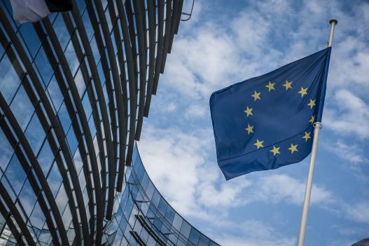 To forslag til regelverk EU-kommisjonens forslag til regelverk for innsatsfordelingsbeslutning (ESD) for