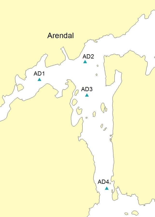 Arendal LOKALITET ARENDAL STAS AD3 AD4 DATE 940527 940527 AREA 0,4 0,4 S 53 104 IND 1421 817 IND/01m2