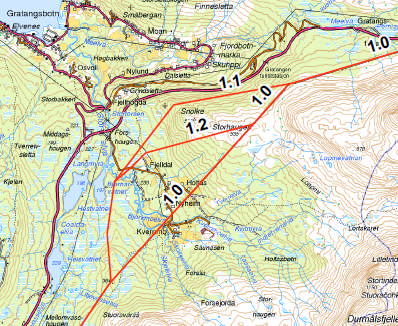 Kvernmo Ved Kvernmo i Gratangen kommune går eksisterende 420 kv-ledning og de to 132 kvledningene rett gjennom bygda.