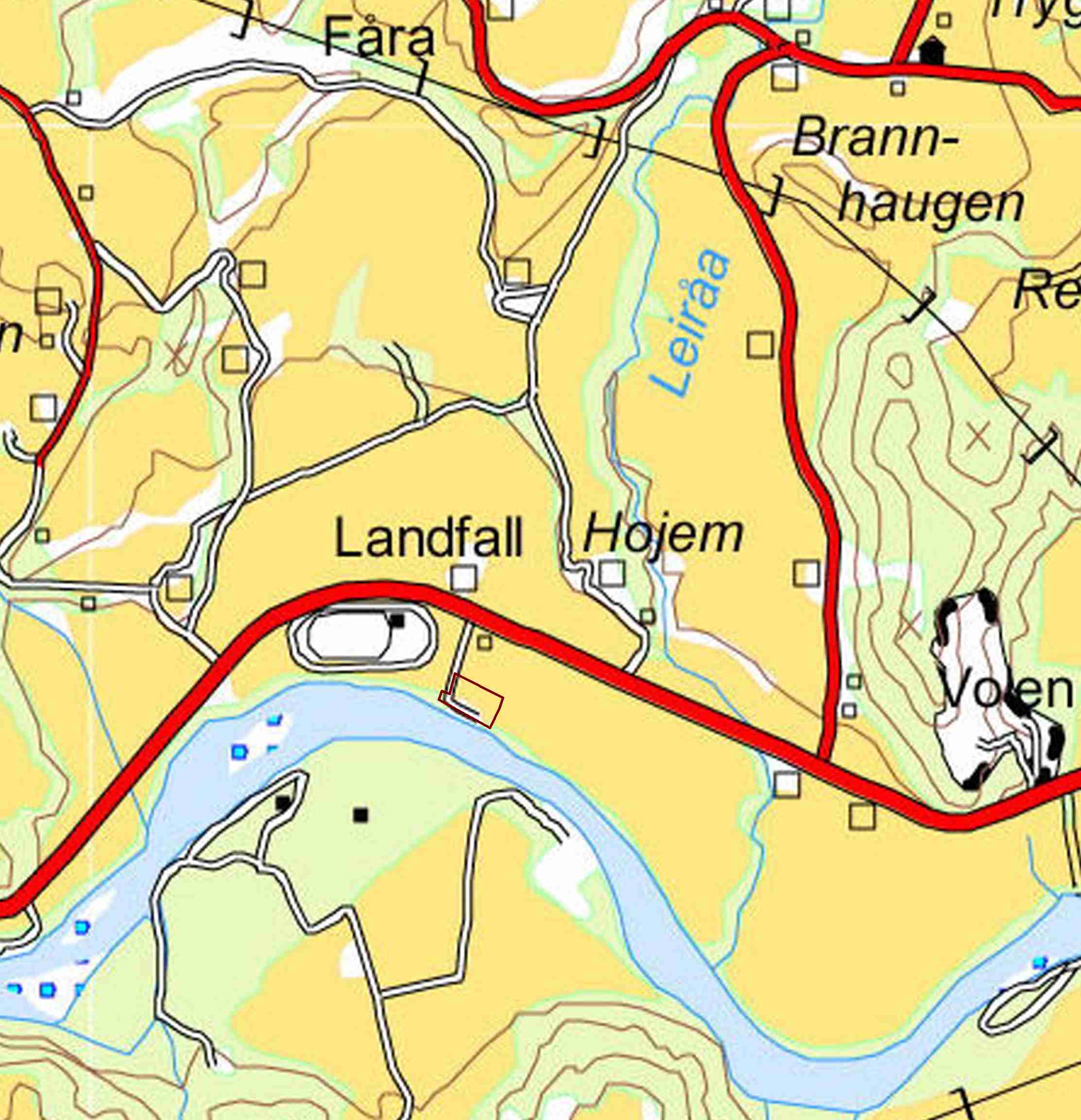 Strandsone langs Verdalselva. Kan være noe utsatt for vegtrafikkstøy. 5 dekar flat og dyrkbar jord tas ut av drift. Vil være et tilskudd til gårdsdrifta og reiselivet i kommunen. Ingen betydning.