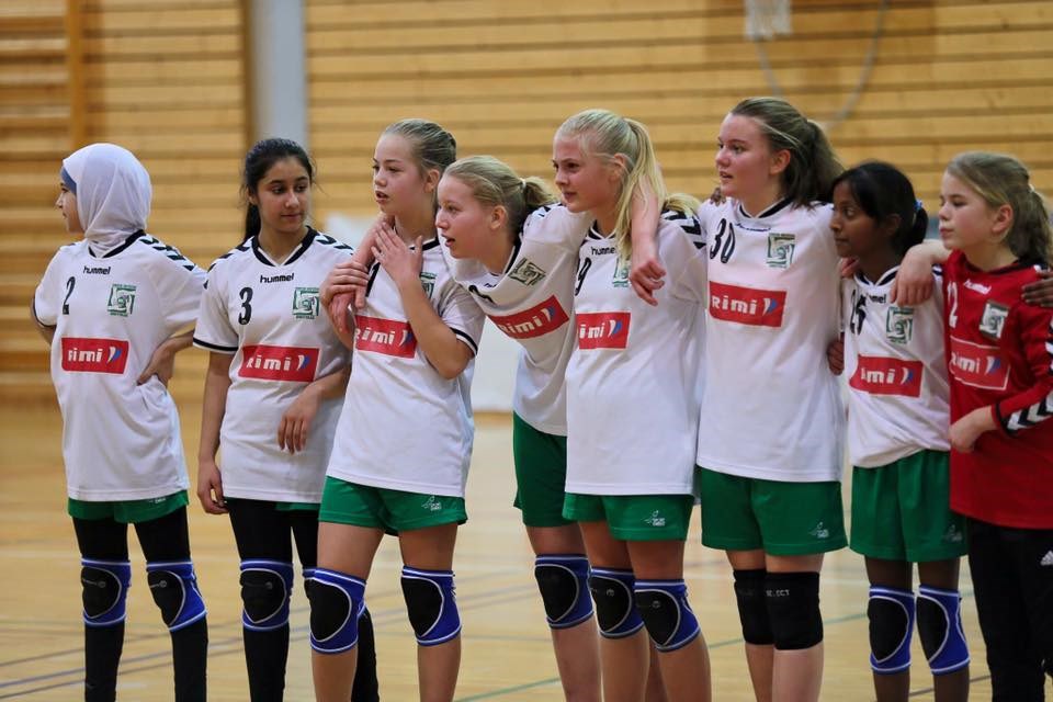 SRILs motto for dommerarbeidet: Ingen kamp uten dommer! Det skal være gøy å spille håndball for SRIL!