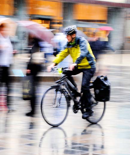 Bedre bytransport - et viktig bidrag Konsentrert arealbruk Kraftig satsing på Buss Bane, trikk,tog Vegnett for gående og syklende Restriktive tiltak for biltrafikken Rammer for felles innsats: