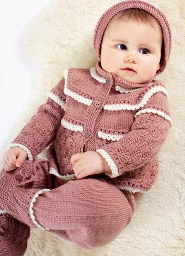 339 11 3 3 3 2,5 5-7 ANNABEL BLONDEJAKKE, BUKSE, LUE & SOKKER Garn: PURE ECO BABY WOOL 100 % økologisk ull, 50 gram = ca 160