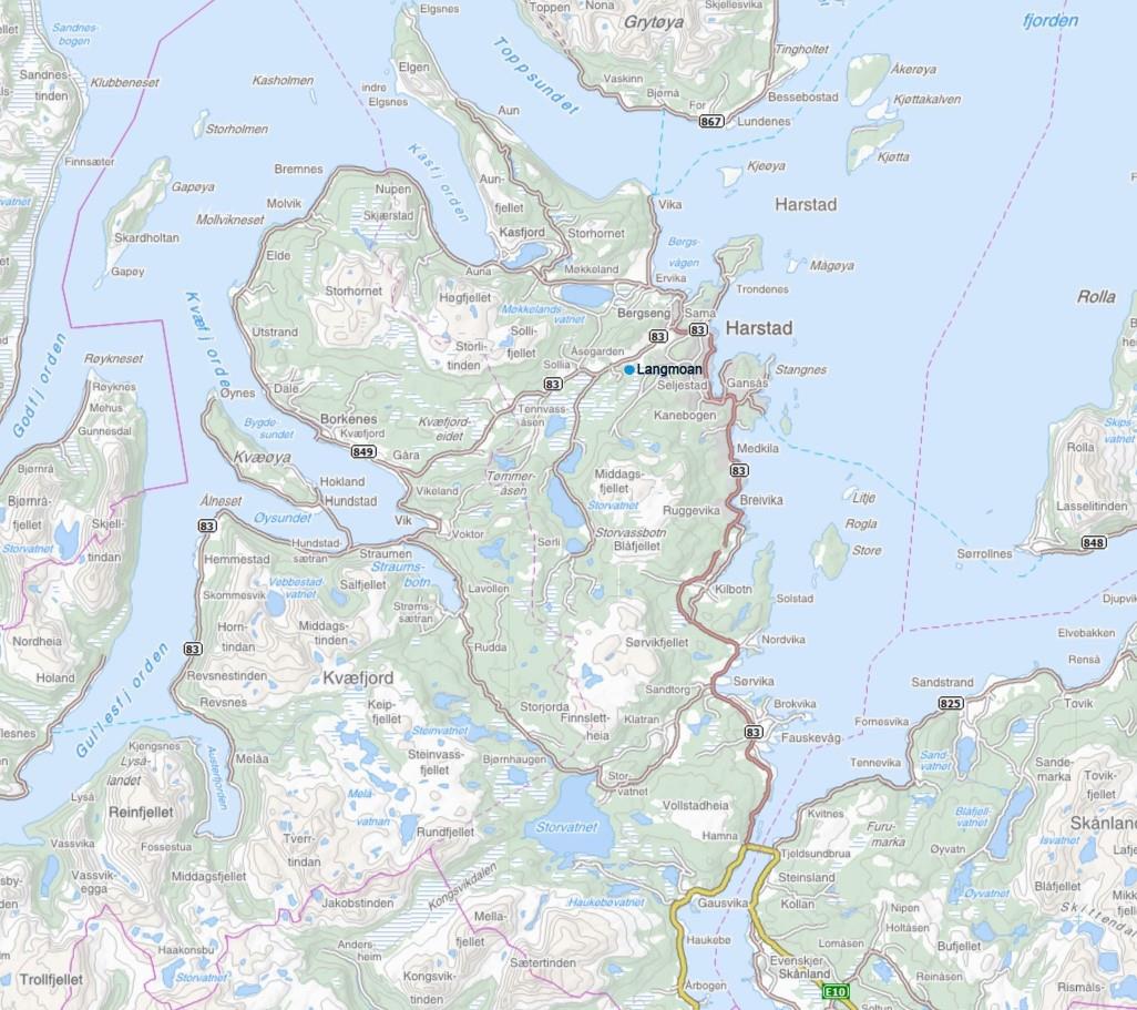 4.3 Atkomst og intern trafikk Næringsområdet på Langmoan vil generere trafikk både fra fastlandet via sentrum og fra Lofoten/Vesterålen med ferge over Refsnes/Flesnes til Langmoan.
