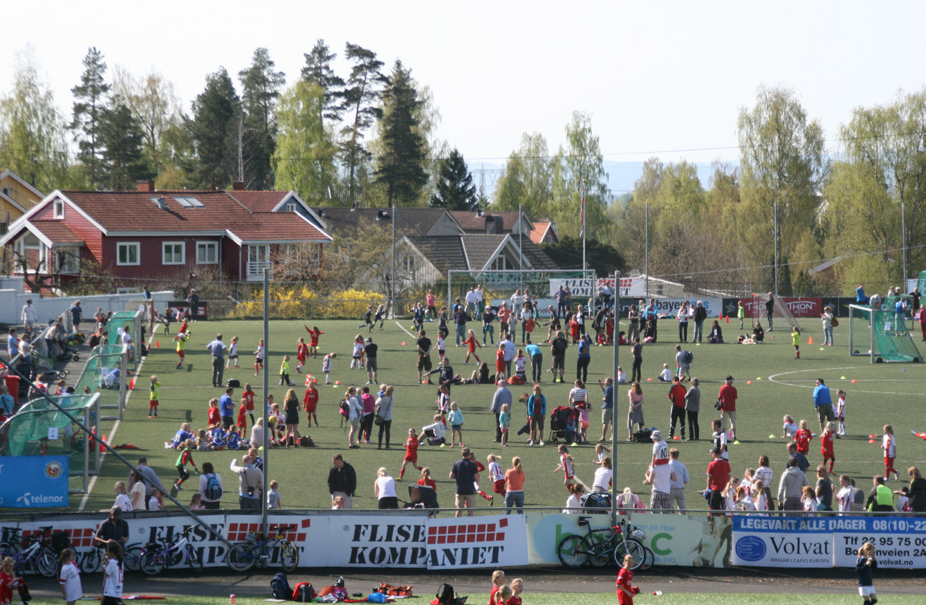 MER ENN FOTBALL 05 Idrettslaget tilbyr trening innen allidrett, langrenn, fotball, turn, sykling, triathlon og bandy. Røa Allianseidrettslag ble stiftet 11.11.1900 som Røed Sportsforening.