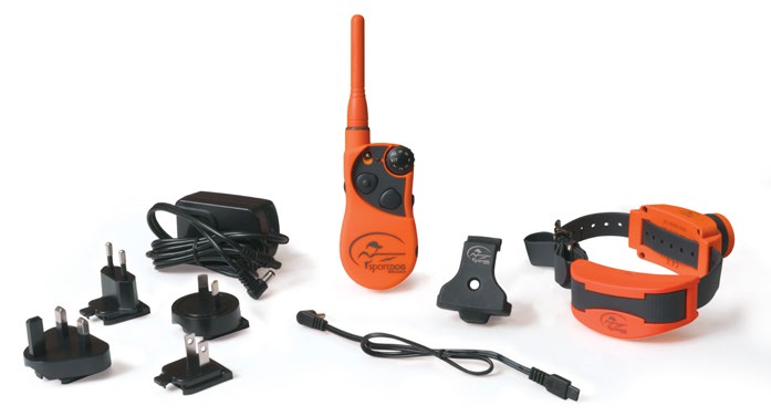 KOMPONENTER SLIK FUNGERER SYSTEMET SportDOG SportTrainer SD-1875E fjernstyrt dressurhalsbånd med pipeenhet er bevist å være trygg, komfortabel og effektiv for alle hunder over 3,6 kg.