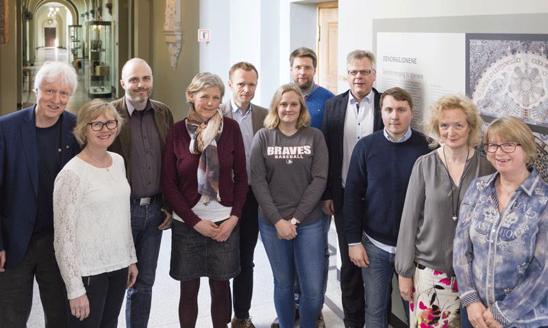 Gruppe faglig organisering Medlemmer: Gruppeleder Prorektor Berit Kjeldstad, NTNU Dekan Marit Reitan, NTNU Dekan Ingvald Strømmen, NTNU Dekan Solrun Valen, HiST Dekan Camilla Nereid, HiST Dekan Hans