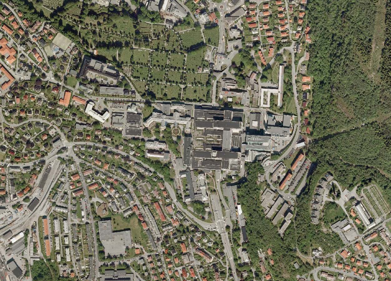 6. BESKRIVELSE AV PLANOMRÅDET (DAGENS SITUASJON) Anlegget inngår i sin helhet i Haukeland universitetssykehus sitt anlegg.