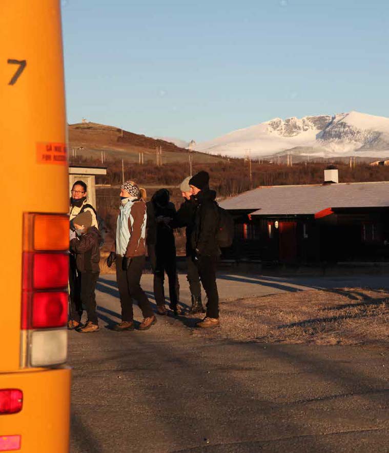 Diskusjon- scenarier for Snøheimvegen Utgangspunktet var tre ulike scenarier for Snøheimvegen 1. Snøheimvegen fjernes og renatureres 2.