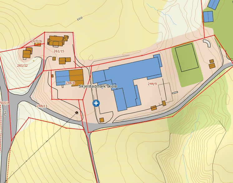 Skjelstadmark Oppvekstsenter kan med fordel gjøres mer attraktivt og variert. Skjelstadmark oppvekstsenter er en fulldelt 1.-7. barneskole med sju klasser.