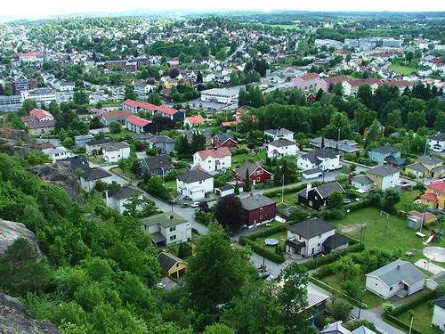 Regional plan for bærekraftig arealpolitikk Retningslinjer, eksempler: «Hovedtyngden av utbygging skal skje innenfor de langsiktige utviklingsgrensene» «Ved forvaltning av arealene