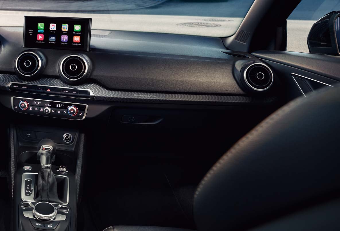 Infotainment/tilkoblingsmuligheter 20 21 #virkeligvisjon Konsentrer deg om det viktigste når du kjører. Audi virtual cockpit (ekstrautstyr) hjelper deg med det intuitivt og digitalt.