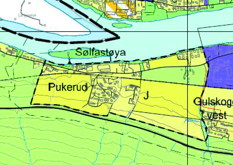 2. Boligområde Pukerud/Stormoen/Kleggen Gnr / Bnr: 102/2, 104/1 og 104/19 Dagens formål: LNF Foreslått formål: Boliger Arealstørrelse: 120 + 135 + 25 daa Forslagsstiller: Erling Haraldstad m.