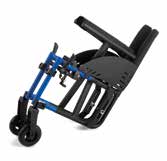 KÜSCHALL COMPACT attract TIDLØS OG LETT Küschall Compact attract passer for brukere som ønsker en lett aktiv kryssramme rullestol med høy kvalitet.