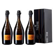 2 x Veuve Clicquot Champagne la Grande Dame 1998 (OCB) Vurdering: 2 500 NOK Solgt (2000 NOK) Objektnr.