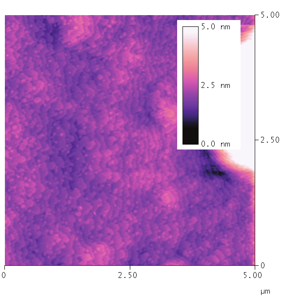 0,1 mbar 0,2 mbar 0,3 mbar 0,5 mbar 0,7 mbar Figur 68: 5*5 µm 2 AFM bilder av filmer vokst med trykk fra 0,2-0,7 mbar. En tydelig trend er også synlig i resultater fra AFM i figur 68.