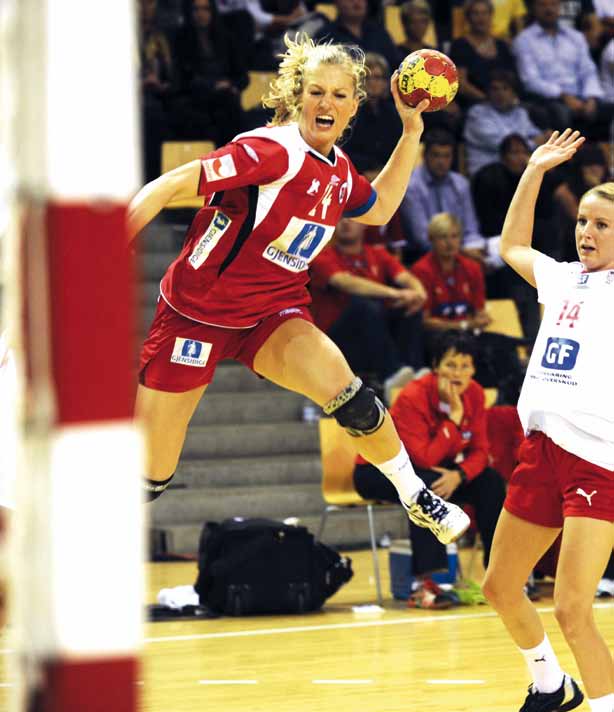 - i gjennomføringen av oppgaver en har påtatt seg for norsk håndball som