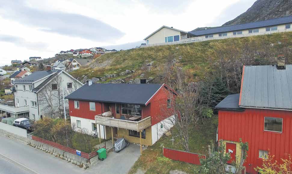 Boligavis1 www.eiendomsmegler1.no 17. oktober 2016 Rypefjord Enebolig Prisant. kr 2 480 000 + omk.