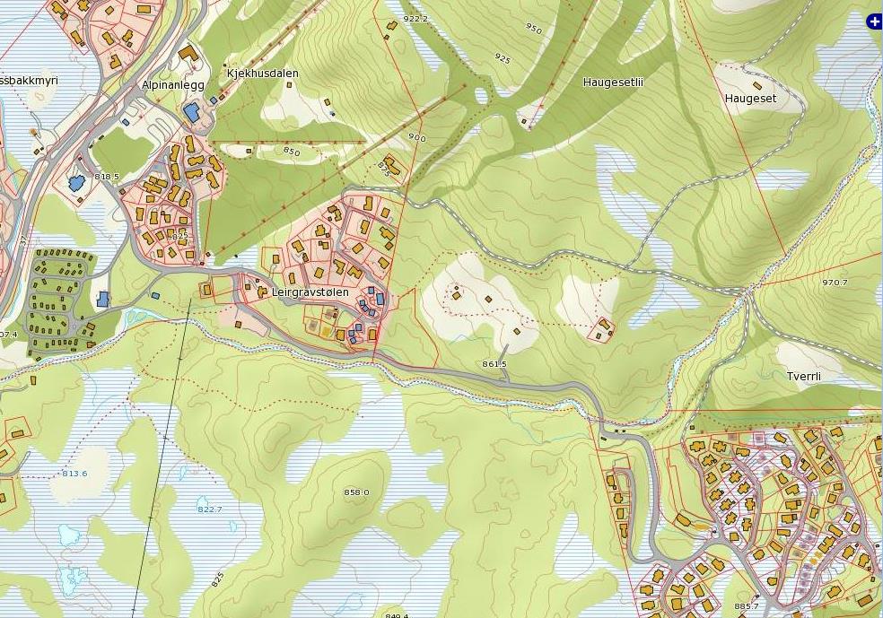 Oversiktskart over området mellom krysset med fv. 37 ved skisenteret og Holtardalen 2.2 Kryss med fylkesveg 37 Krysset er et vanlig T-kryss uten kanalisering.