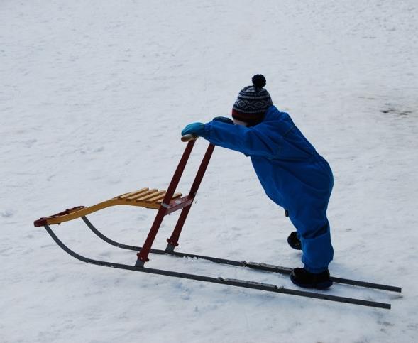 Februar 2014 Fagområde: Kommunikasjon, språk og tekst Mål for barna: -lytter, observerer og gir respons i gjensidig samhandling med barn og voksne -videreutvikler sin begrepsforståelse og bruker et