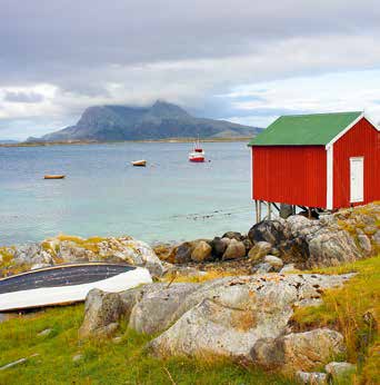 Åkviksundet foto Johanne Dahl Tysnes HERØY Et hav av muligheter Herøy ligger på Helgelandskysten, midt i Norge og består av ca 2.400 øyer, holmer og skjær.