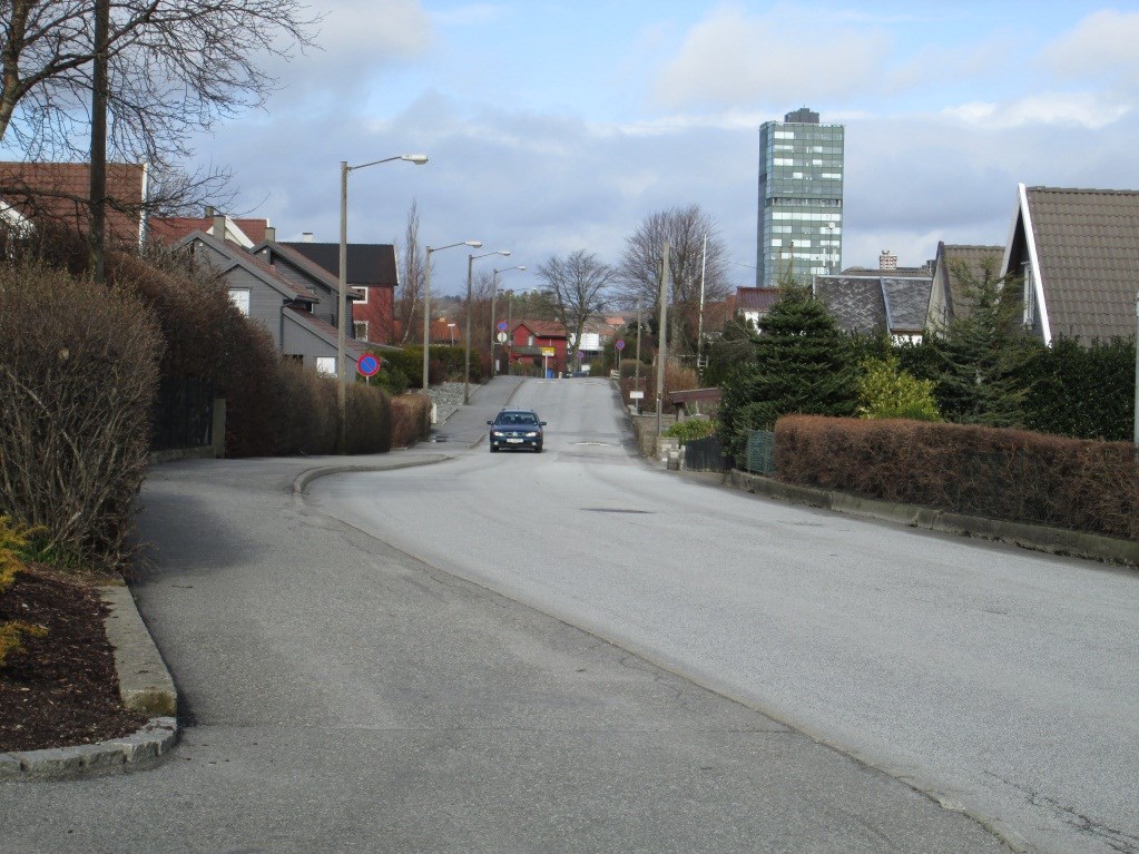 2.2 HOGNESTADVEGEN 2.2.1 Dagens trafikk Vi har sett på trafikken i Hognestadvegen mellom Rundkjøringen ved Hognestad-, Håland-, Roald Amundsen veg og nord til Orre-, Trallfavegen.