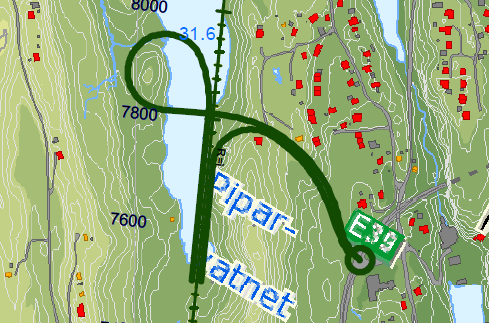 Knarvik aust. Halvt kryss for E39 ved Gjervik Ramper frå Knarvik mot E39 austover. Trafikk frå aust kan fortsette mot Bergen under Knarvik, eller ta av mot Knarvik sentrum før tunnelen.