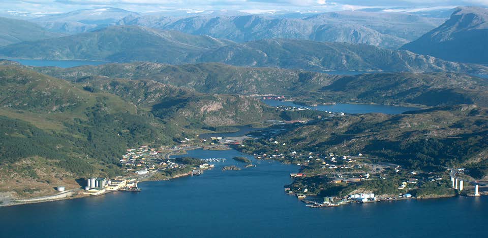 Årsmelding, årsregnskap 25 VÅGSØY KOMMUNE Vågsøy ligger lengst ute i Nordfjord på nordsida av fjorden.